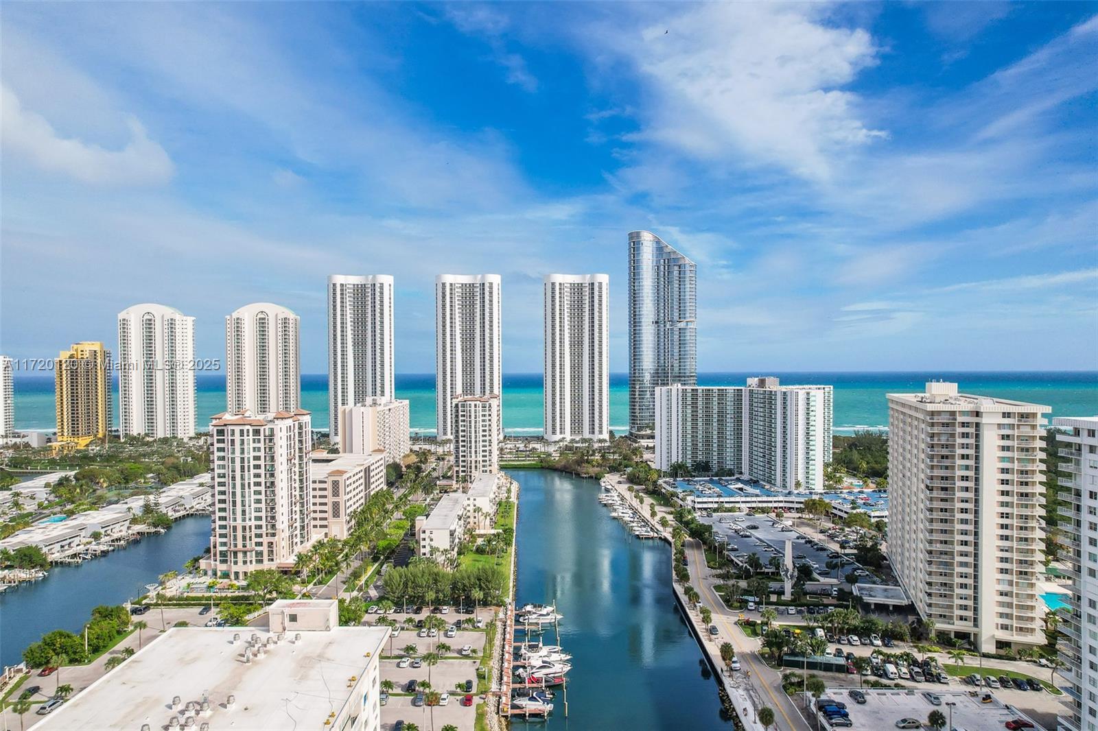 ARLEN HOUSE CONDO - Residential