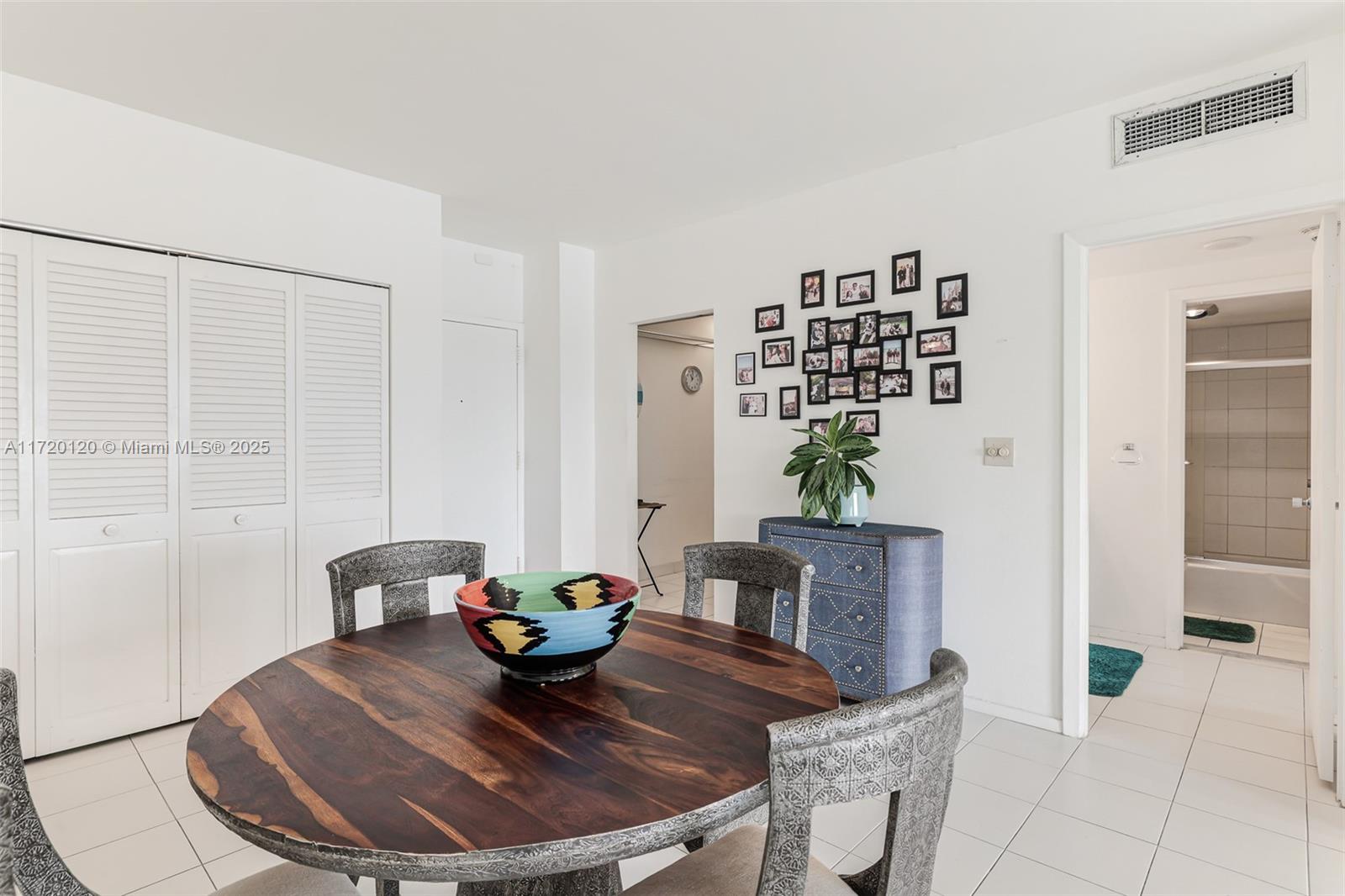 ARLEN HOUSE CONDO - Residential