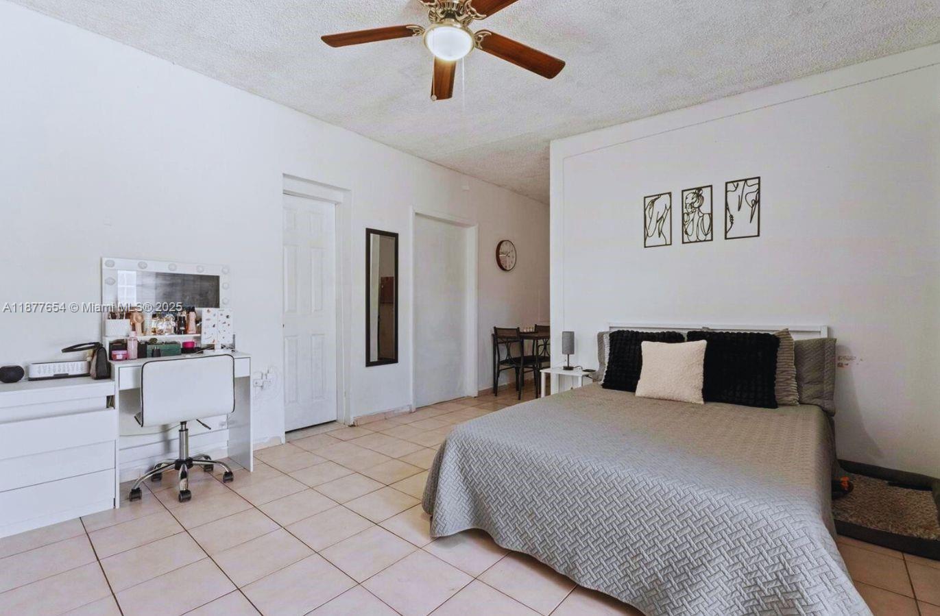 CORAL WAY VILLAGE SEC A P - Residential