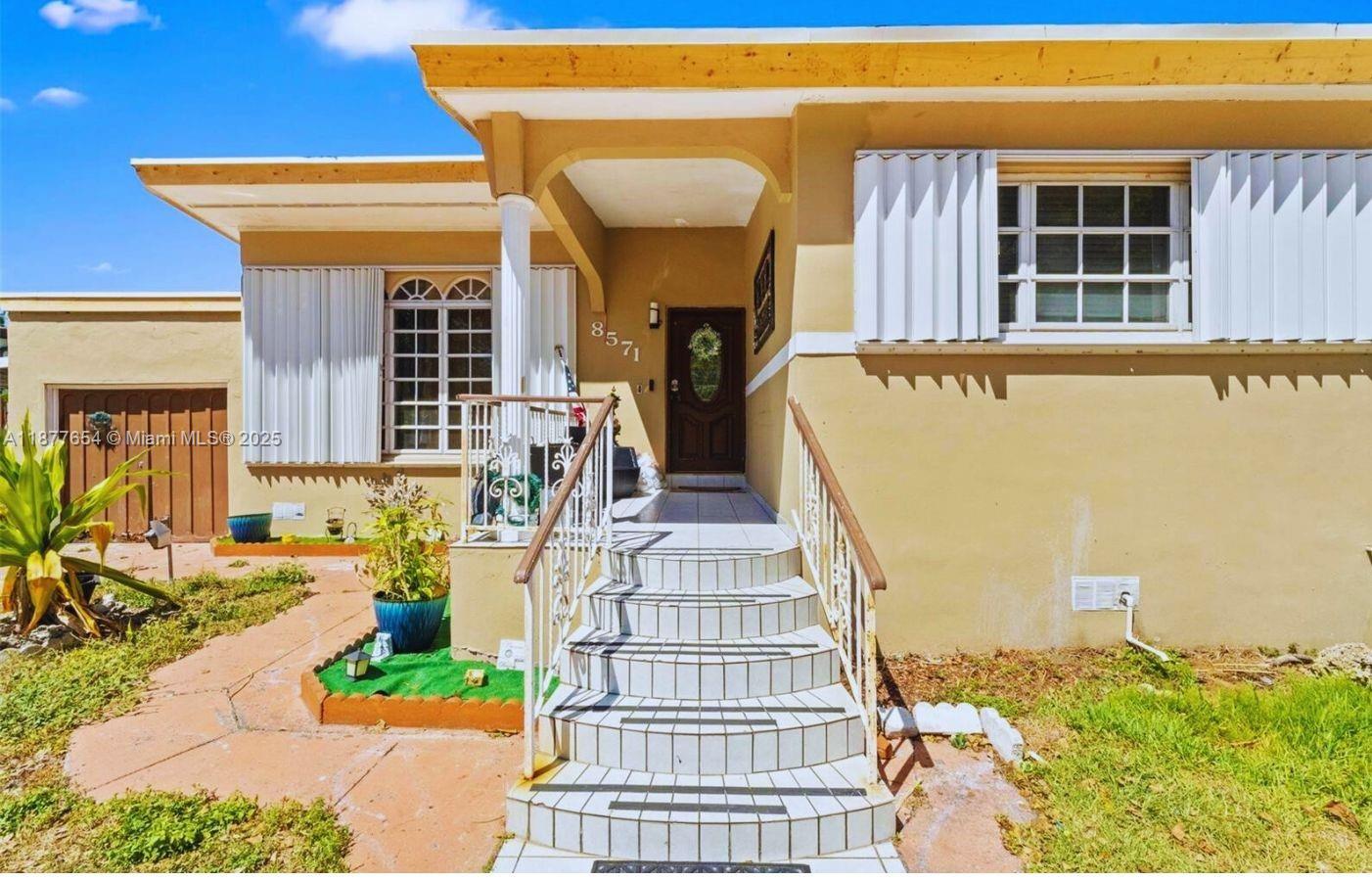 CORAL WAY VILLAGE SEC A P - Residential