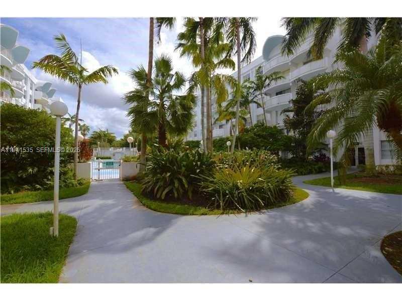 MONTE CARLO CONDO - Residential Lease