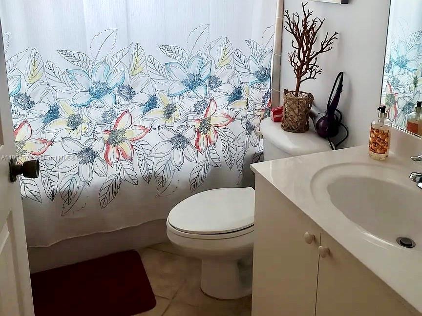 SONARA AT MALIBU BAY - Residential