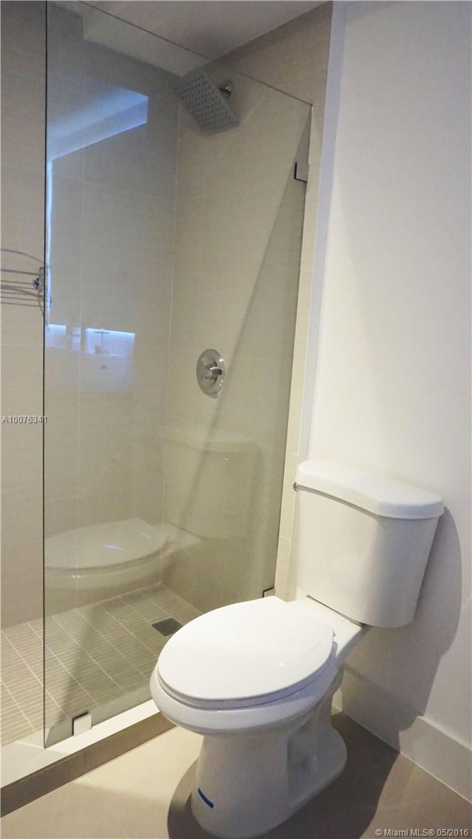 The Decoplage Condo - Residential Lease