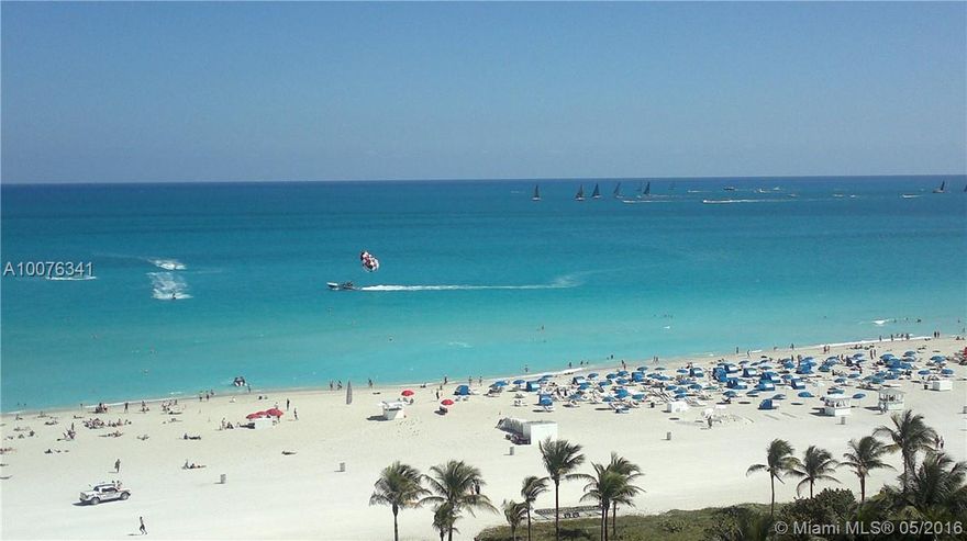 Beautiful updated Junior 1 bedroom, 1 bath, completely remodeled with big 32x32 ceramic flooring throughout.
Located at Famous Decoplage Oceanfront building on Lincoln Rd.
Very convenient location, walking distance to all Lincoln mall shops and restaurant, close to all the South Beach attactions.
Rent it short term or long term, fully furnished, Modern style with high end appliances, queen bed, bedding supplies, a comfortable sofa bed in the living area, and more.