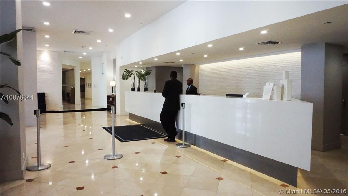 The Decoplage Condo - Residential Lease