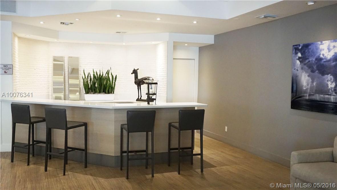 The Decoplage Condo - Residential Lease