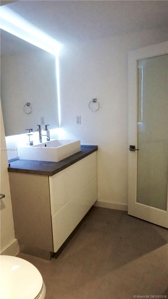 The Decoplage Condo - Residential Lease