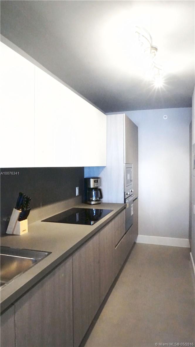 The Decoplage Condo - Residential Lease