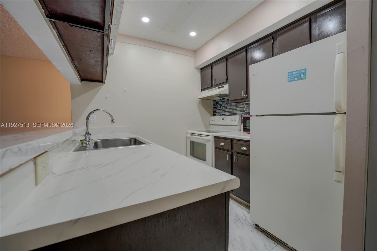 SUN VISTA GARDENS CONDO - Residential