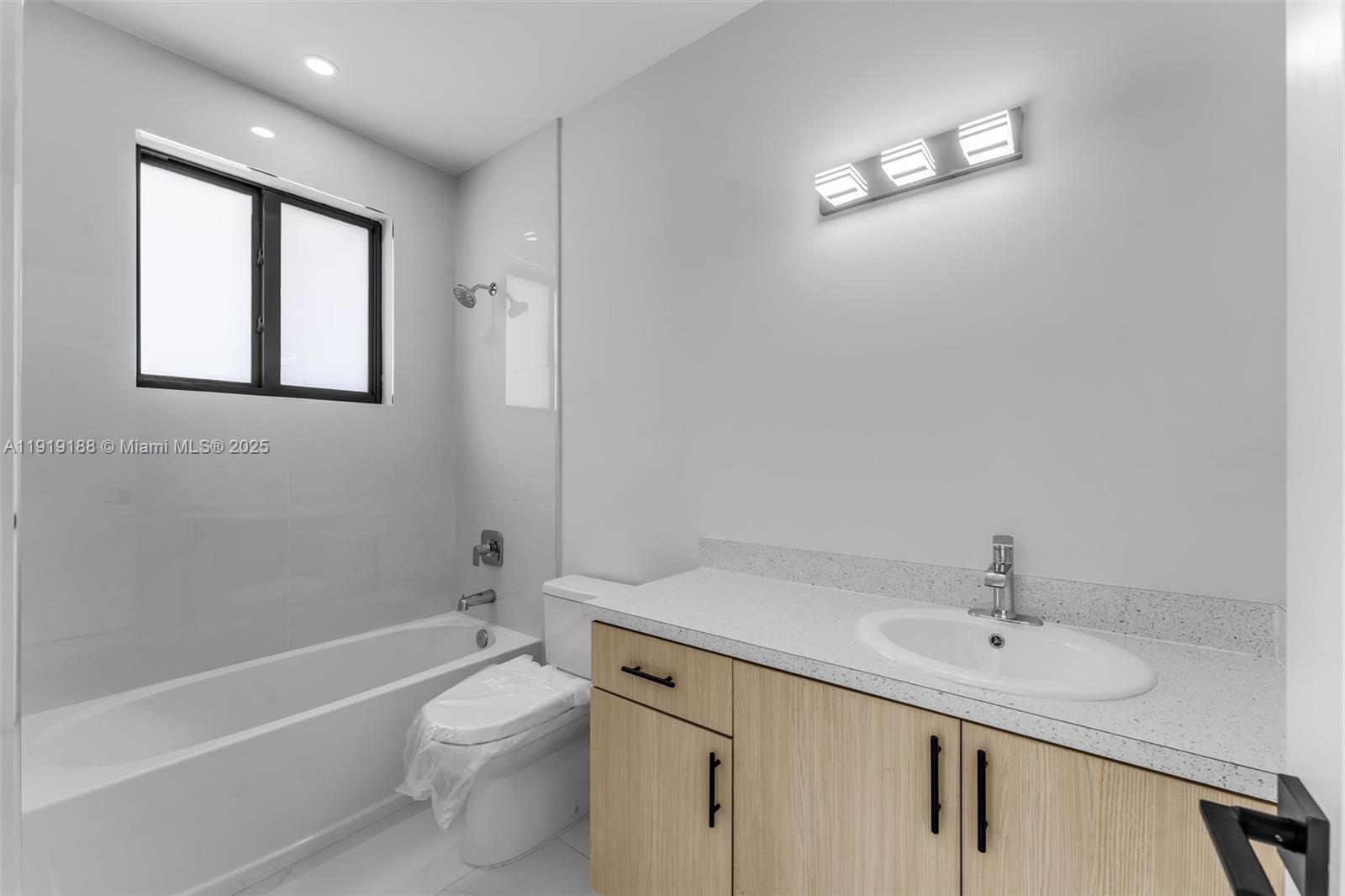 OAK SHIRE HOMES - Residential