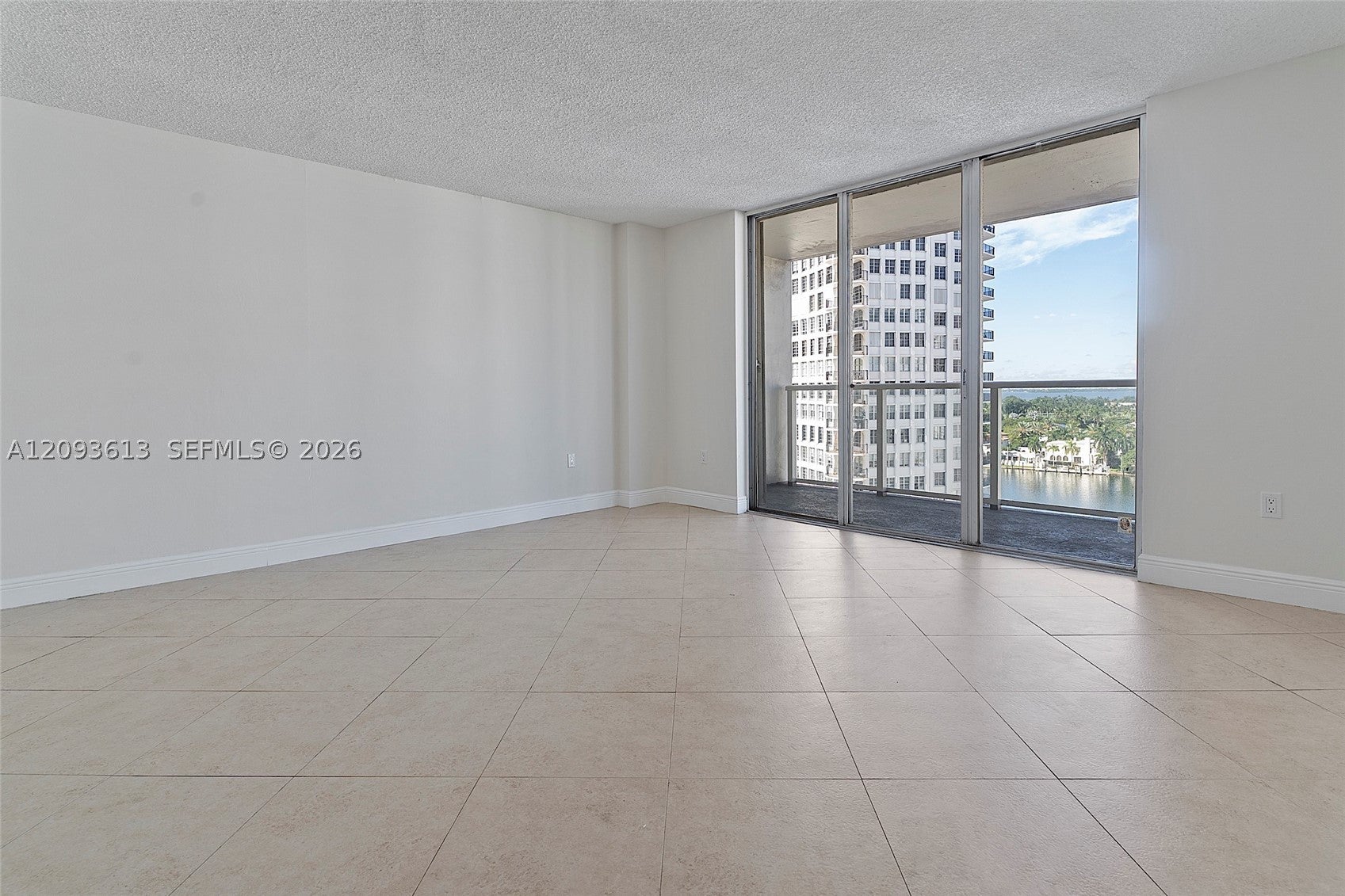 5701 Collins Ave 1007