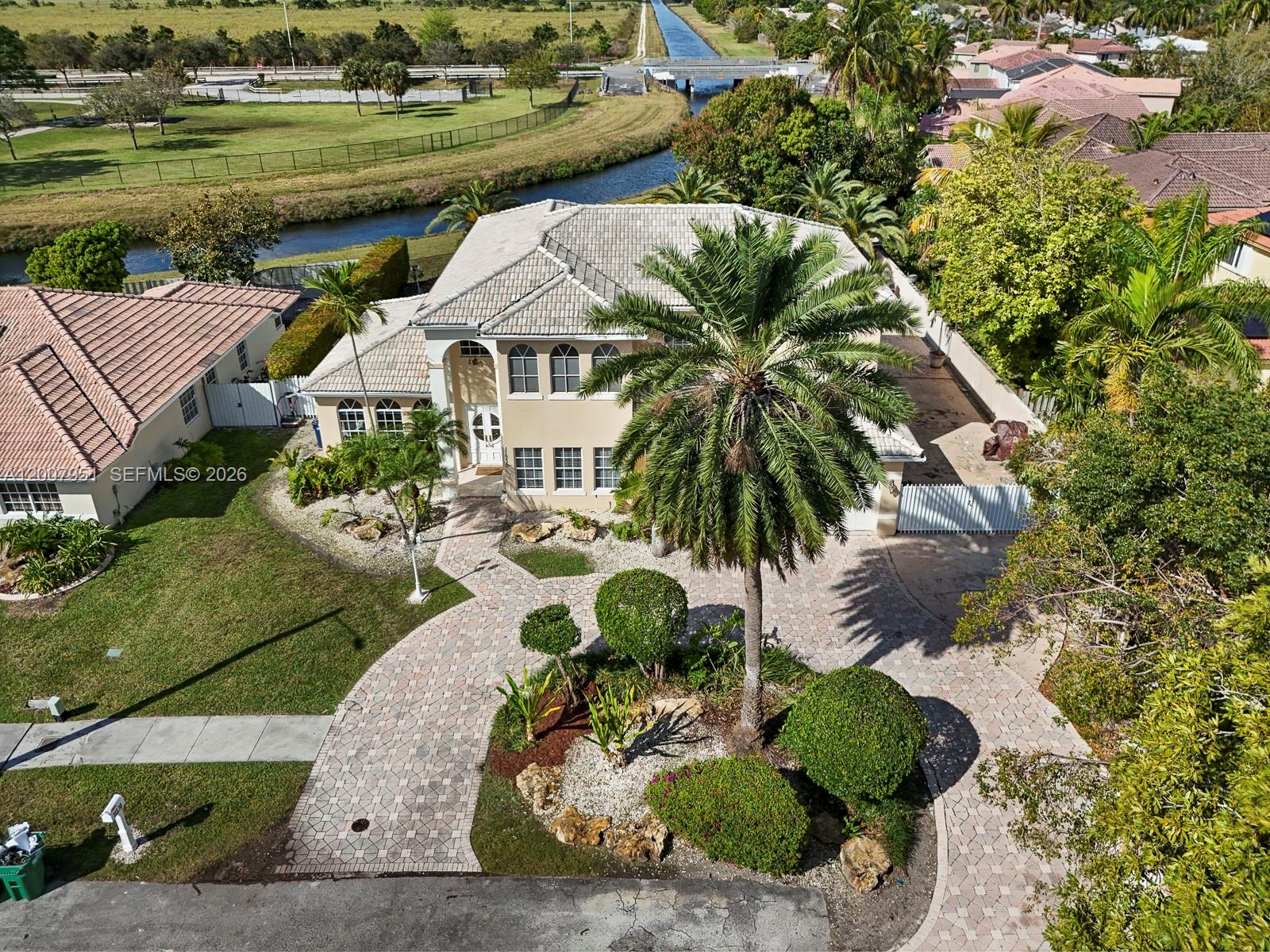 HAMMOCKS SHORES 2ND ADDN - Residential