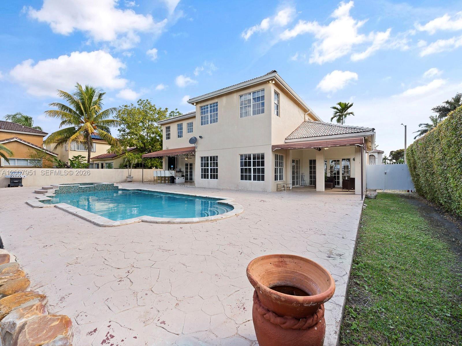 HAMMOCKS SHORES 2ND ADDN - Residential