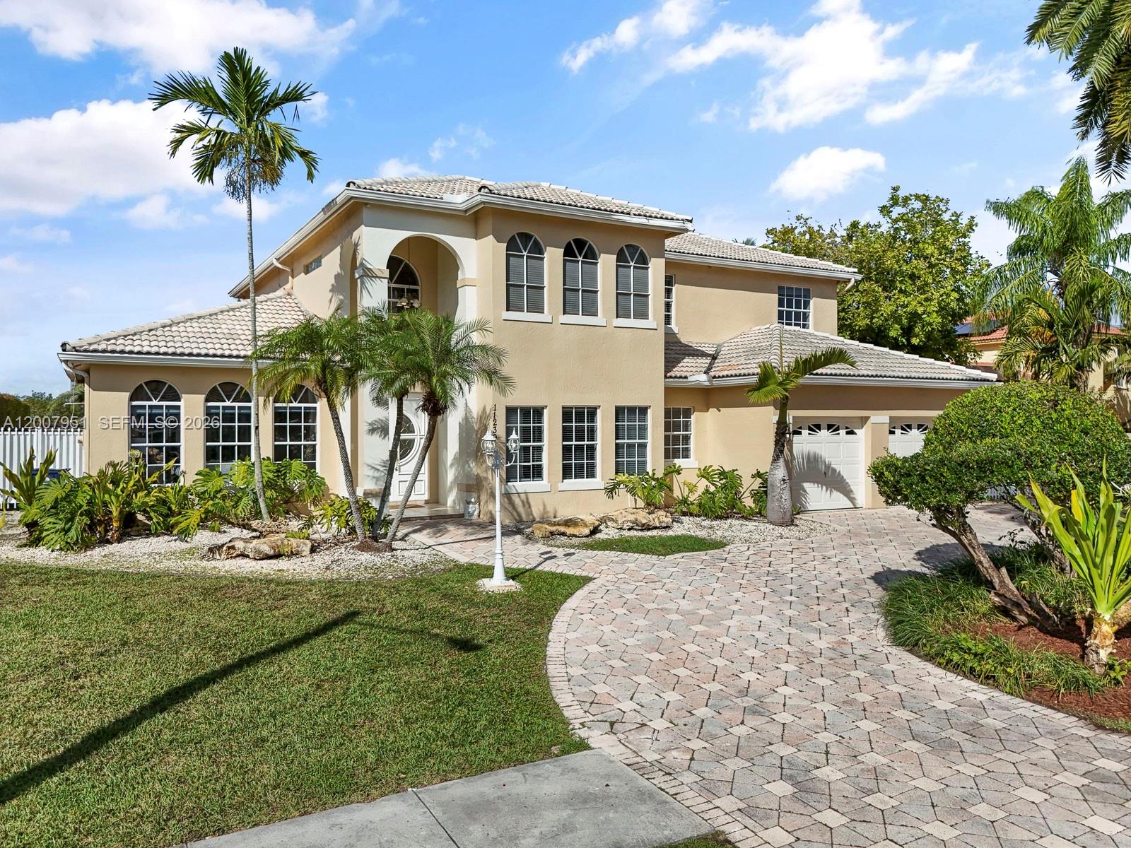 HAMMOCKS SHORES 2ND ADDN - Residential