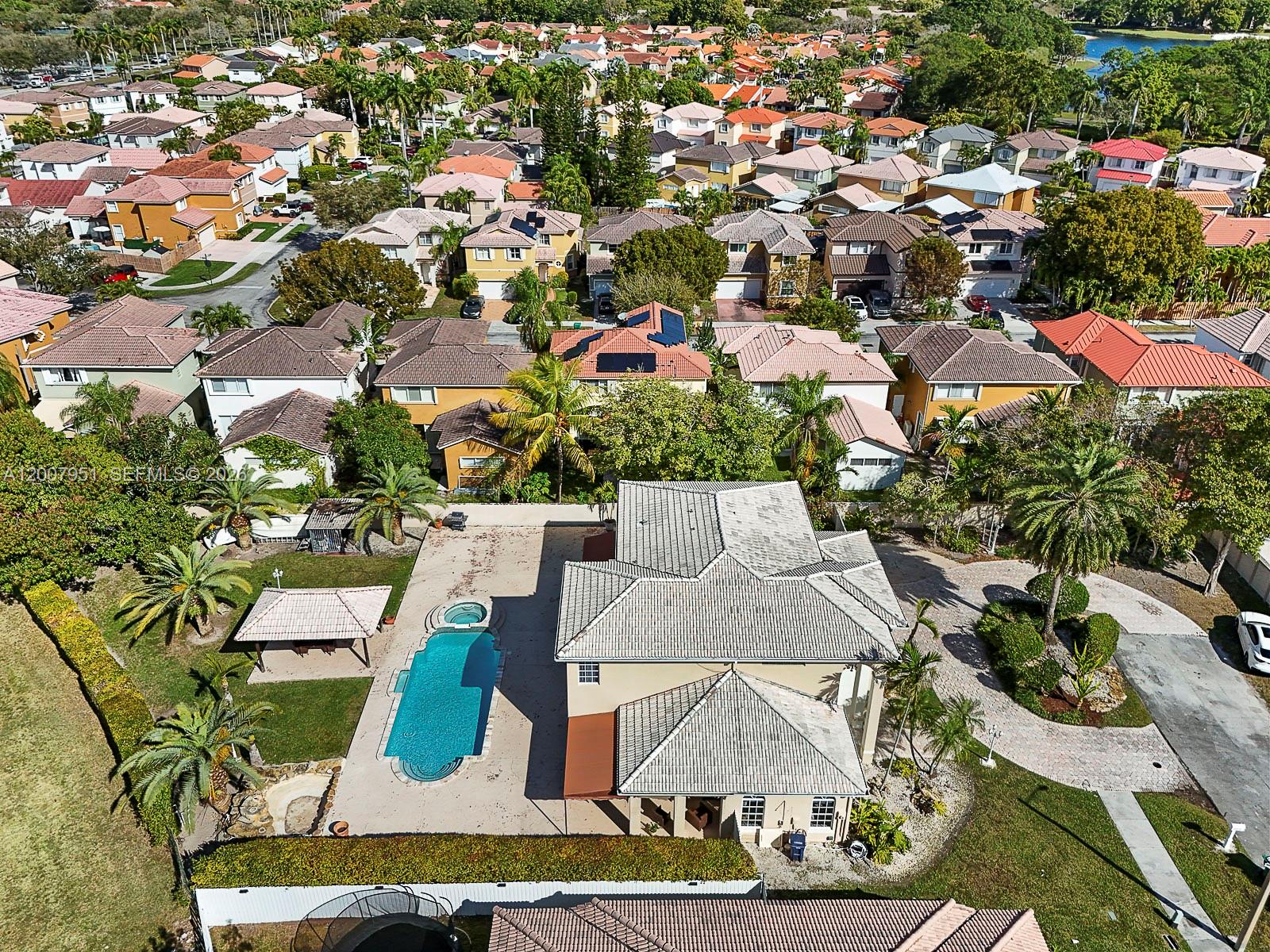 HAMMOCKS SHORES 2ND ADDN - Residential