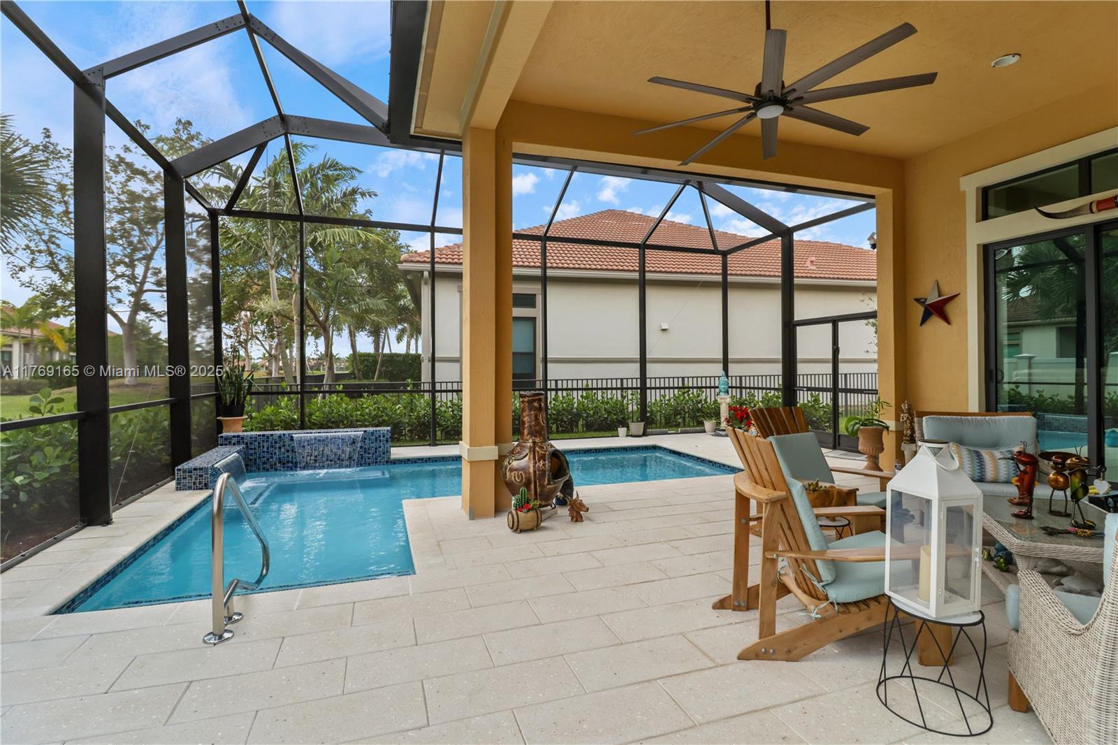 PARKLAND ROYALE - Residential