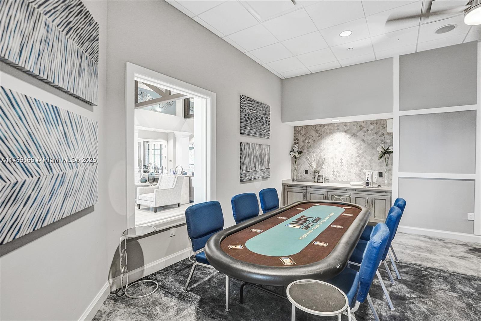 PARKLAND ROYALE - Residential
