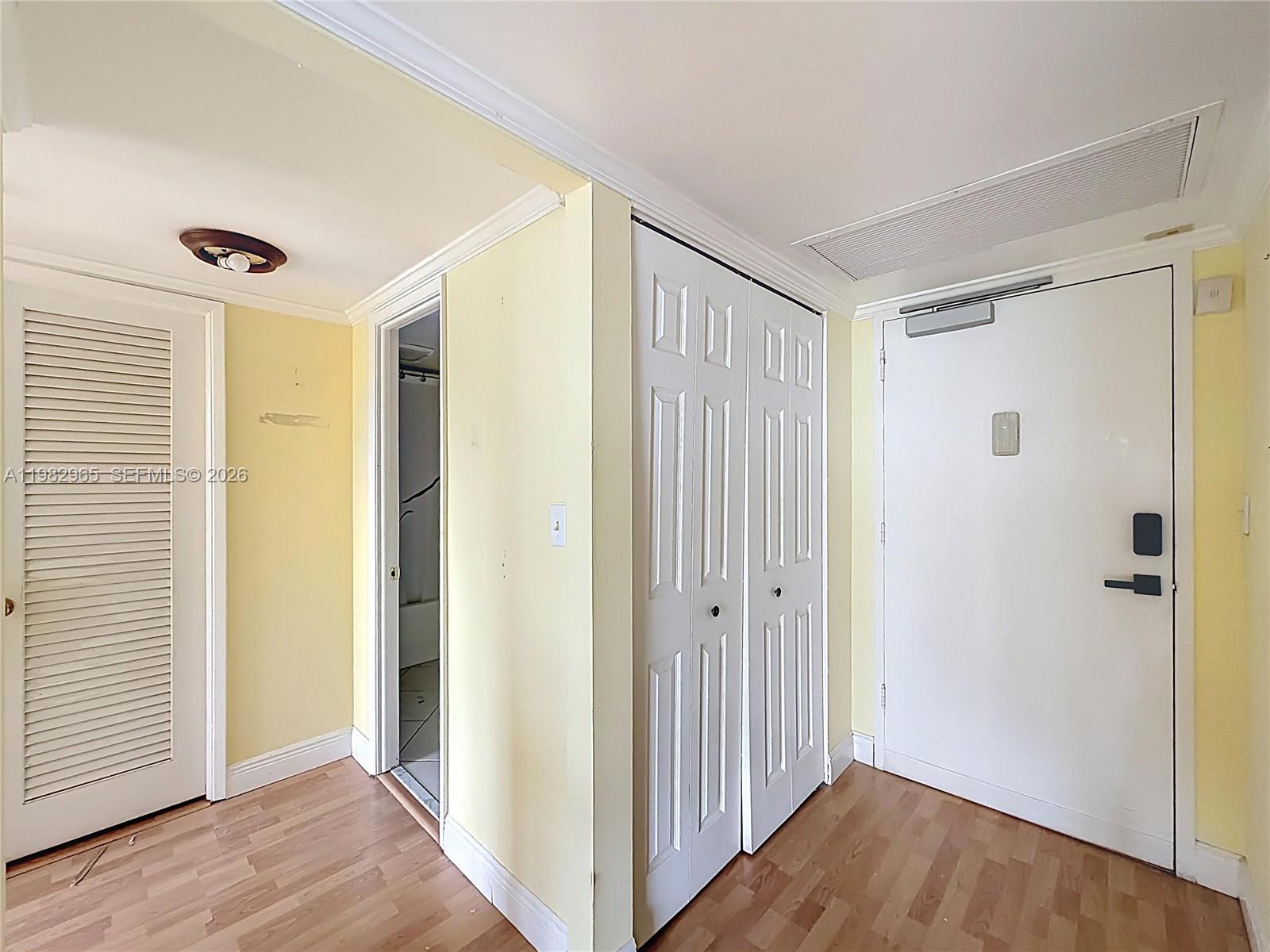 ISLAND CLUB TWO CONDO - Residential