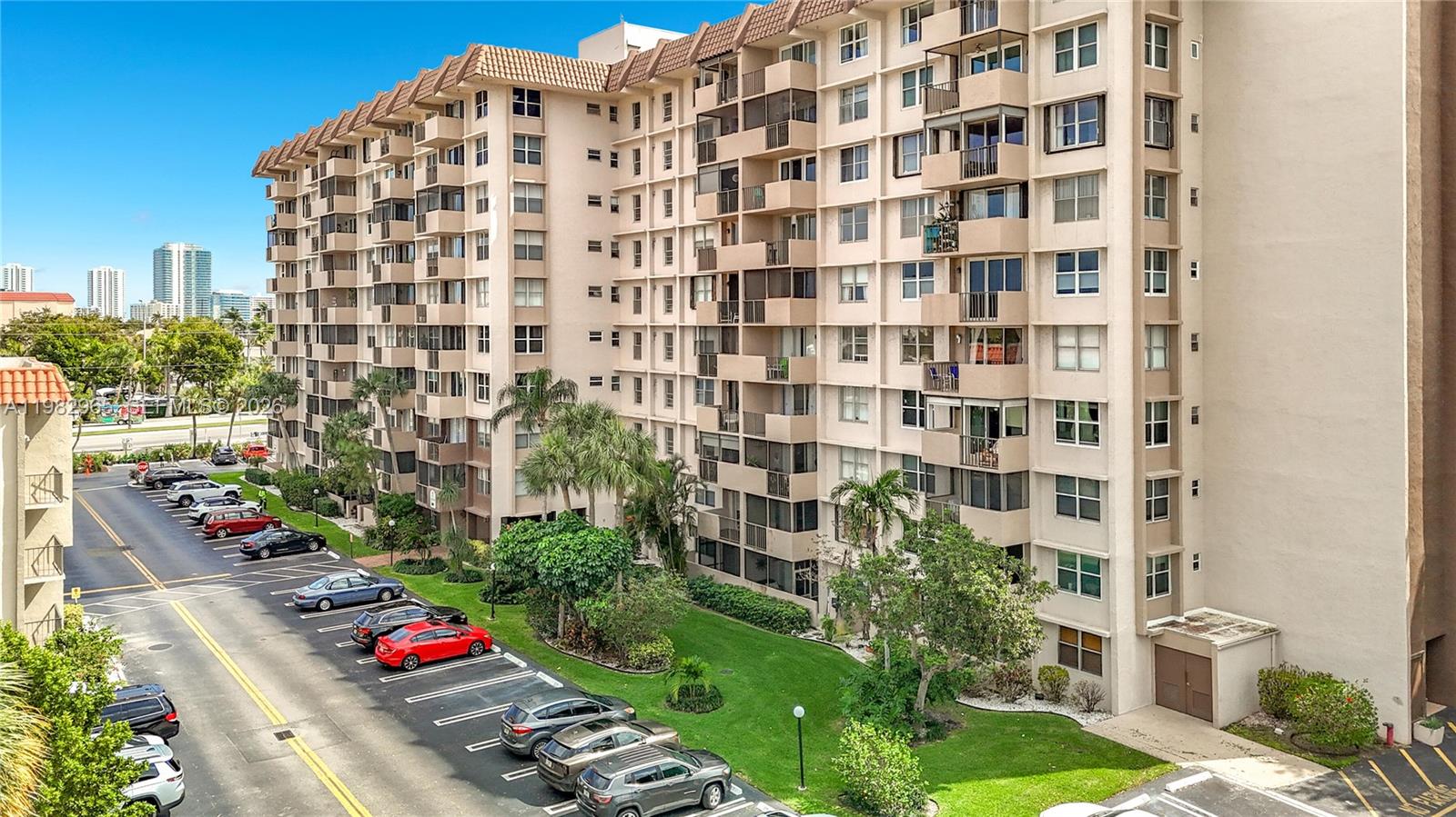 ISLAND CLUB TWO CONDO - Residential