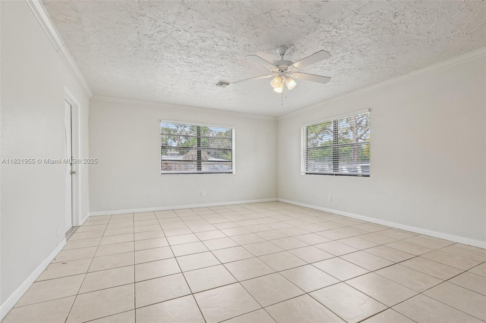 2817 SW 8th St, Fort Lauderdale, FL, 33312/$445,000 1 2817 SW 8th St