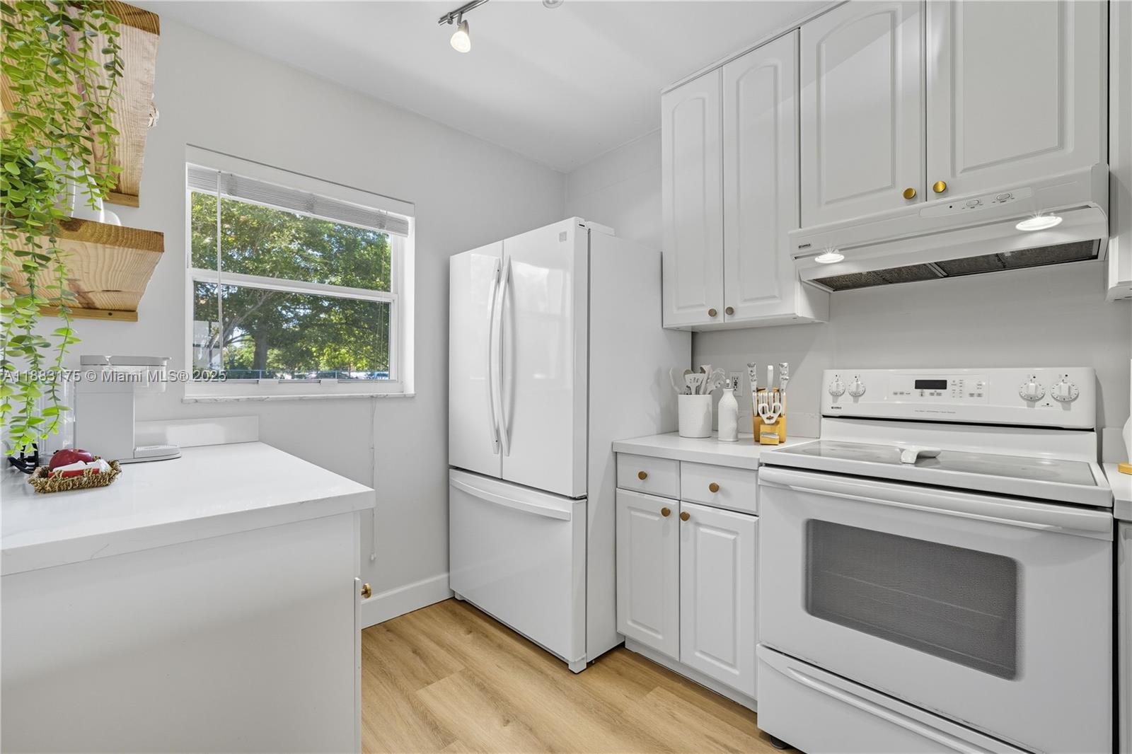 GARDENS BY THE SEA CONDO - Residential