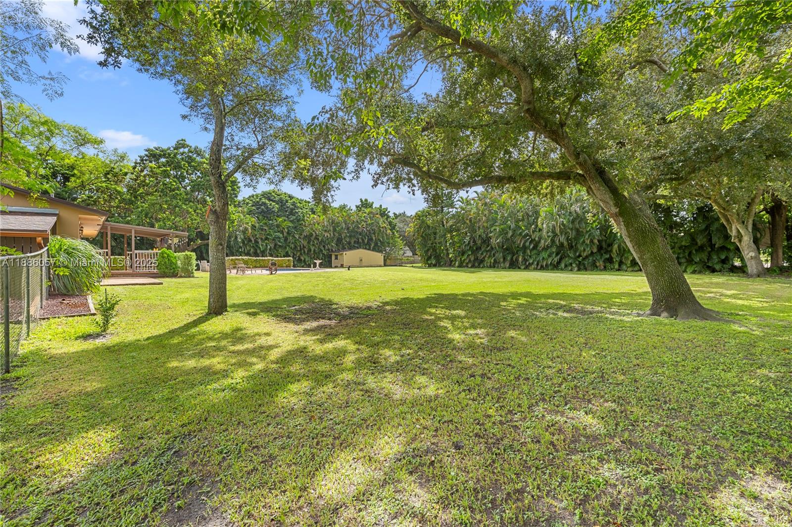 GREEN ACRES - Residential
