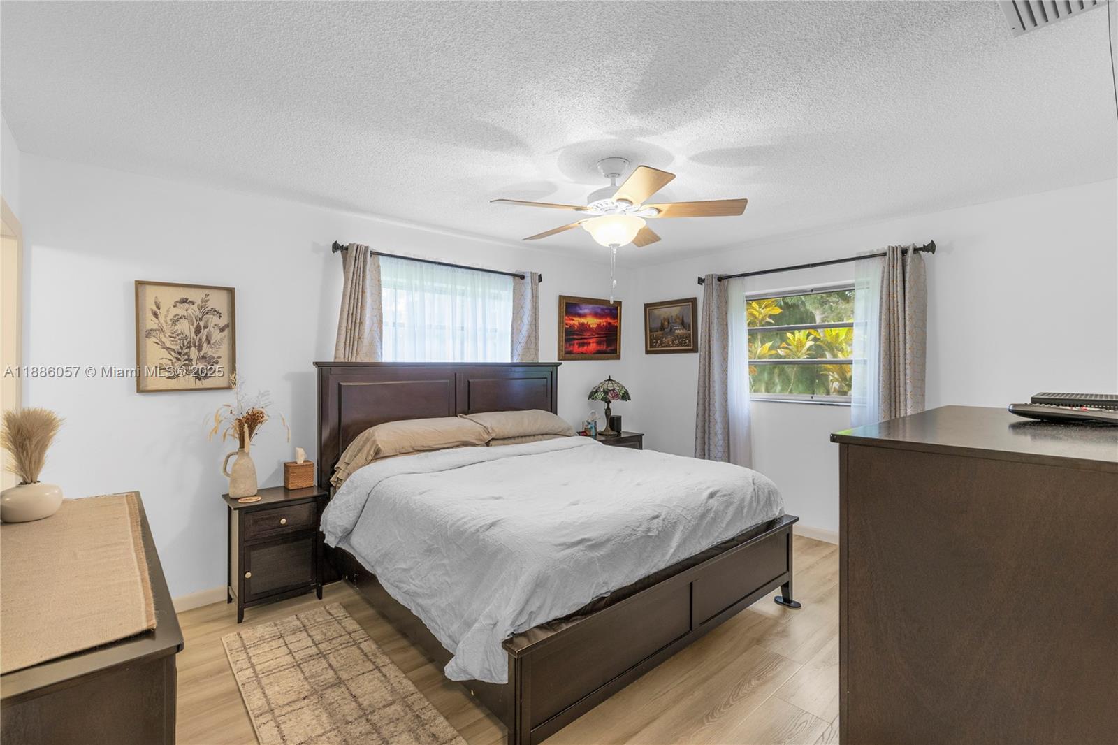 GREEN ACRES - Residential