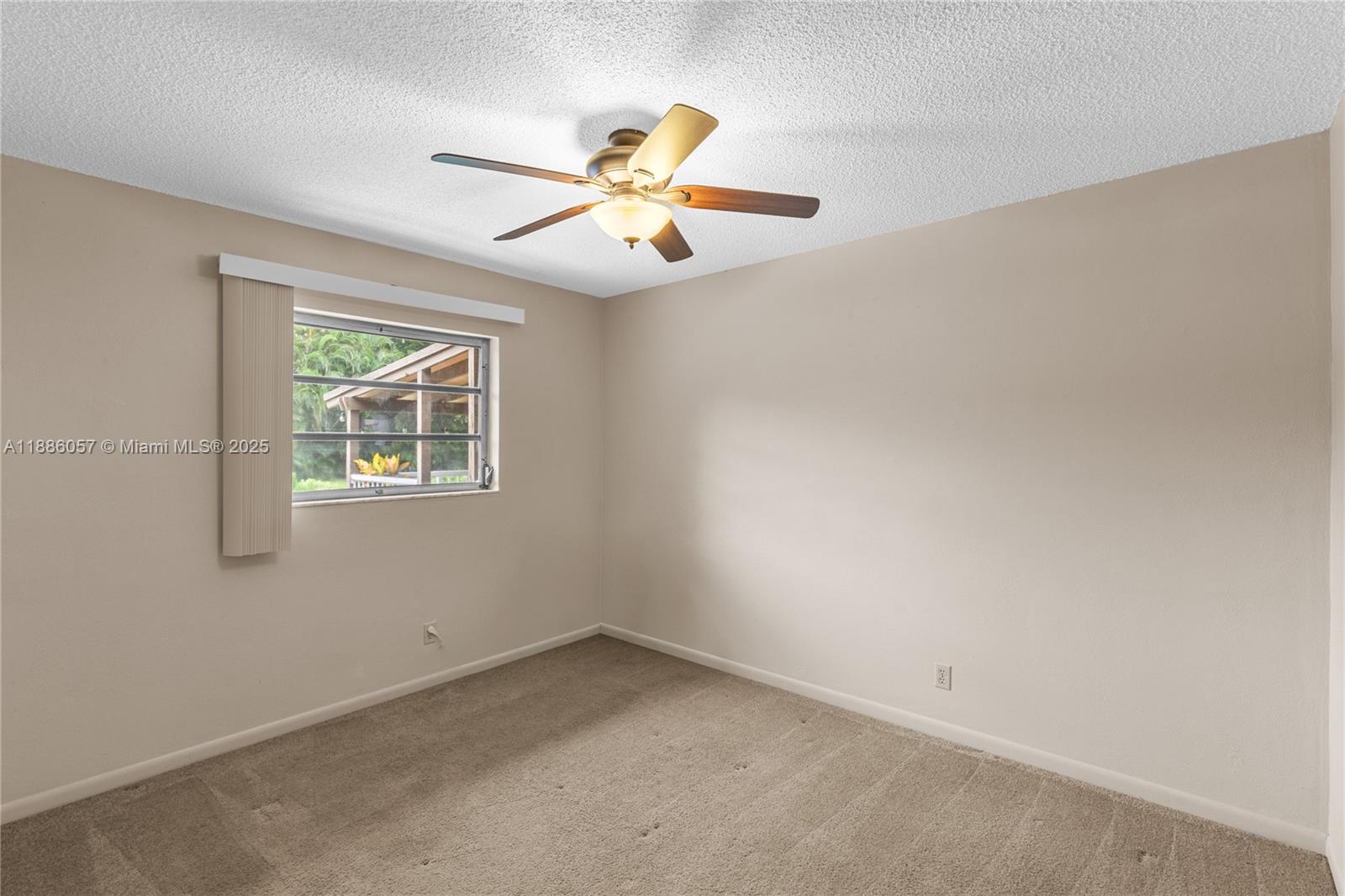 GREEN ACRES - Residential