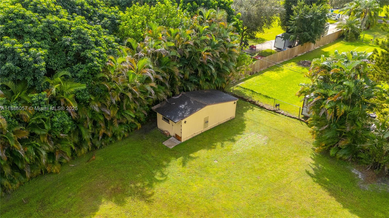 GREEN ACRES - Residential