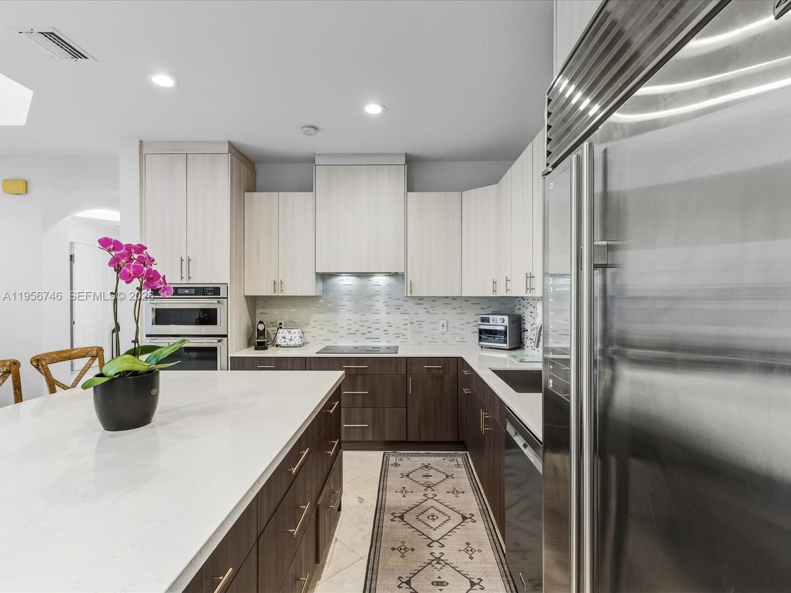 GOLDEN GATE ESTATES & MAR - Residential