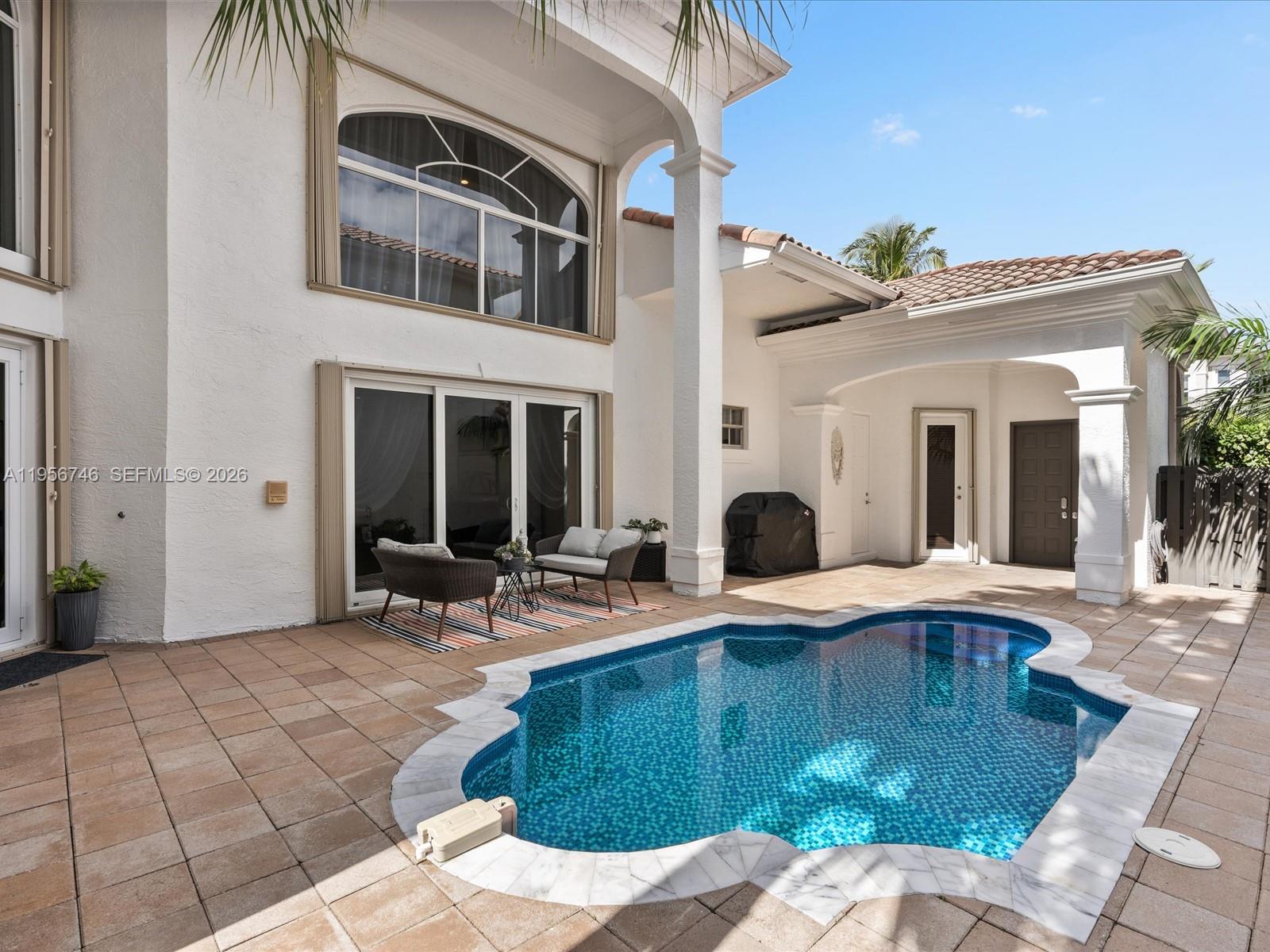 GOLDEN GATE ESTATES & MAR - Residential