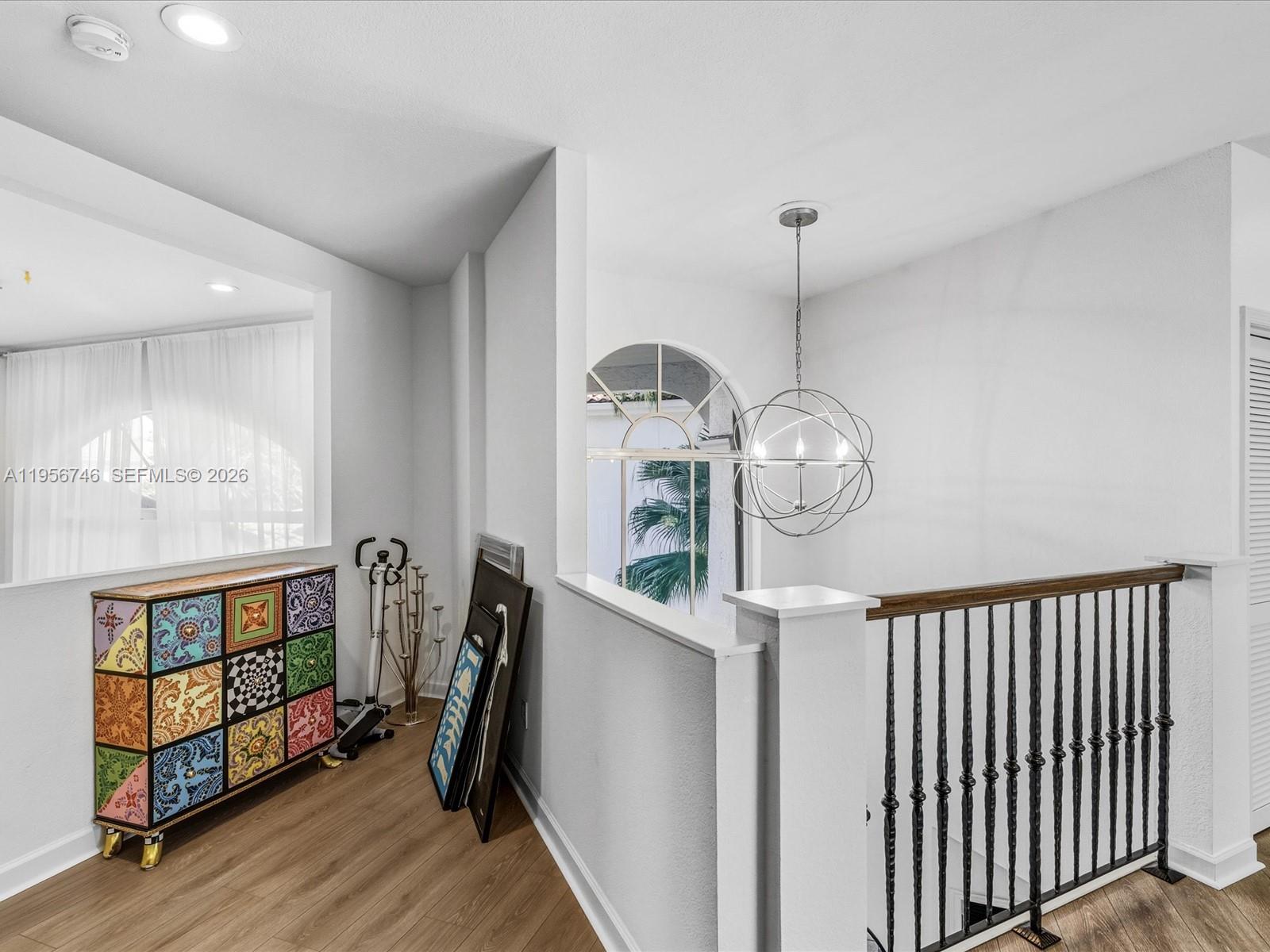 GOLDEN GATE ESTATES & MAR - Residential