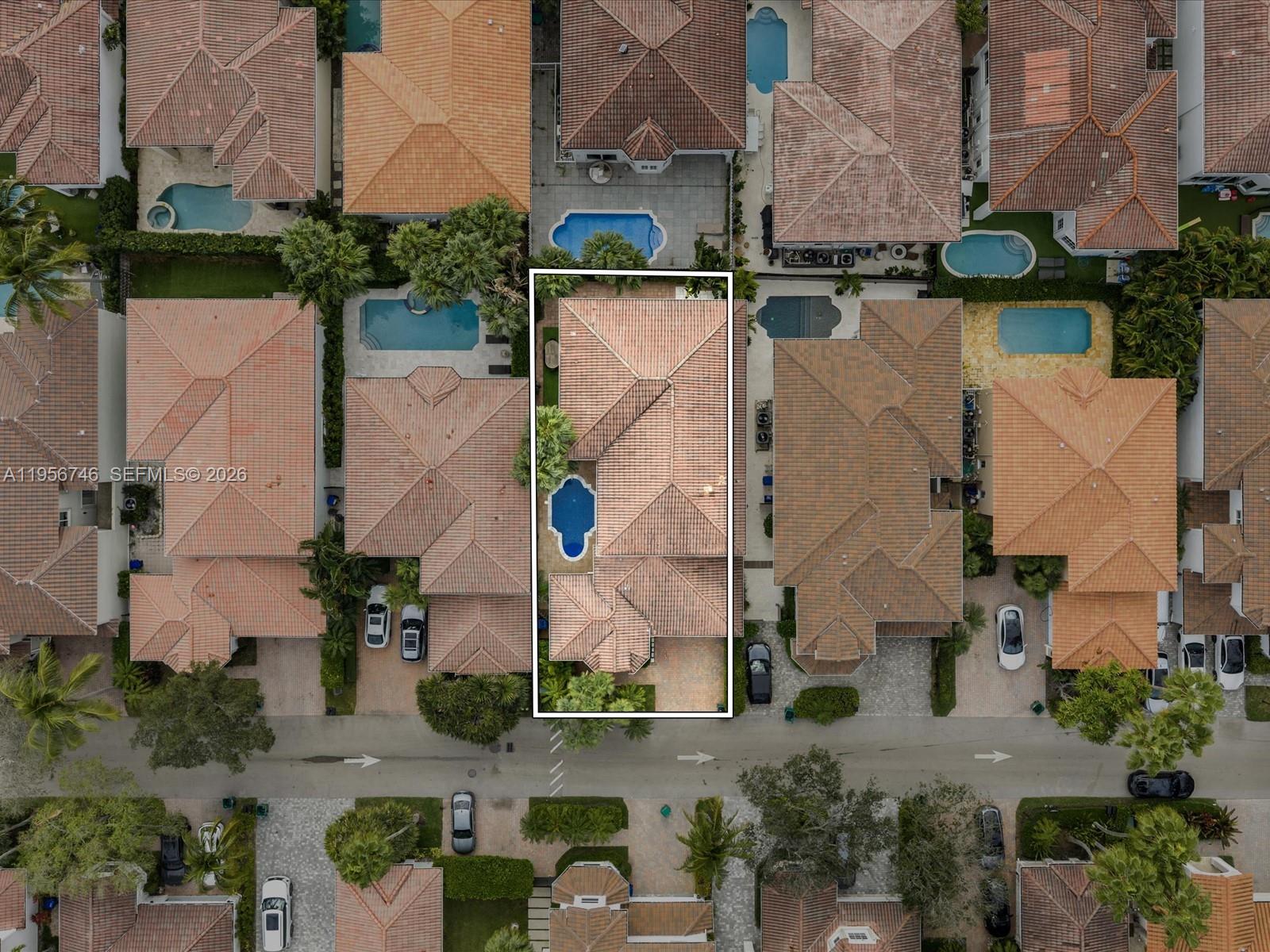 GOLDEN GATE ESTATES & MAR - Residential