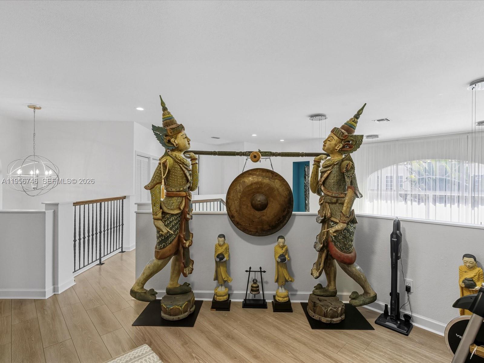 GOLDEN GATE ESTATES & MAR - Residential