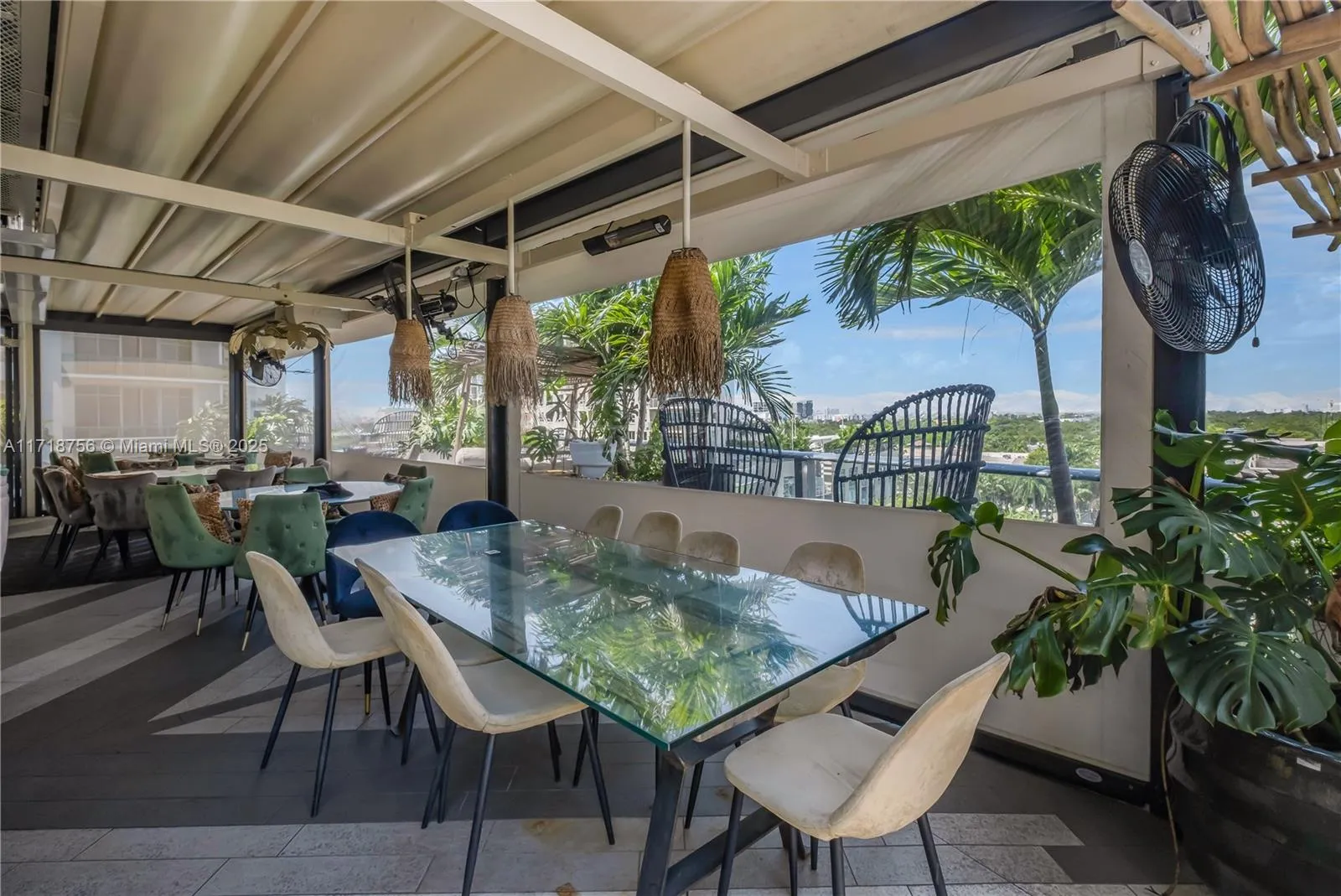 Miami, Florida 33137, United States, 1 Bedroom Bedrooms, ,2 BathroomsBathrooms,Residential,Pending,9730