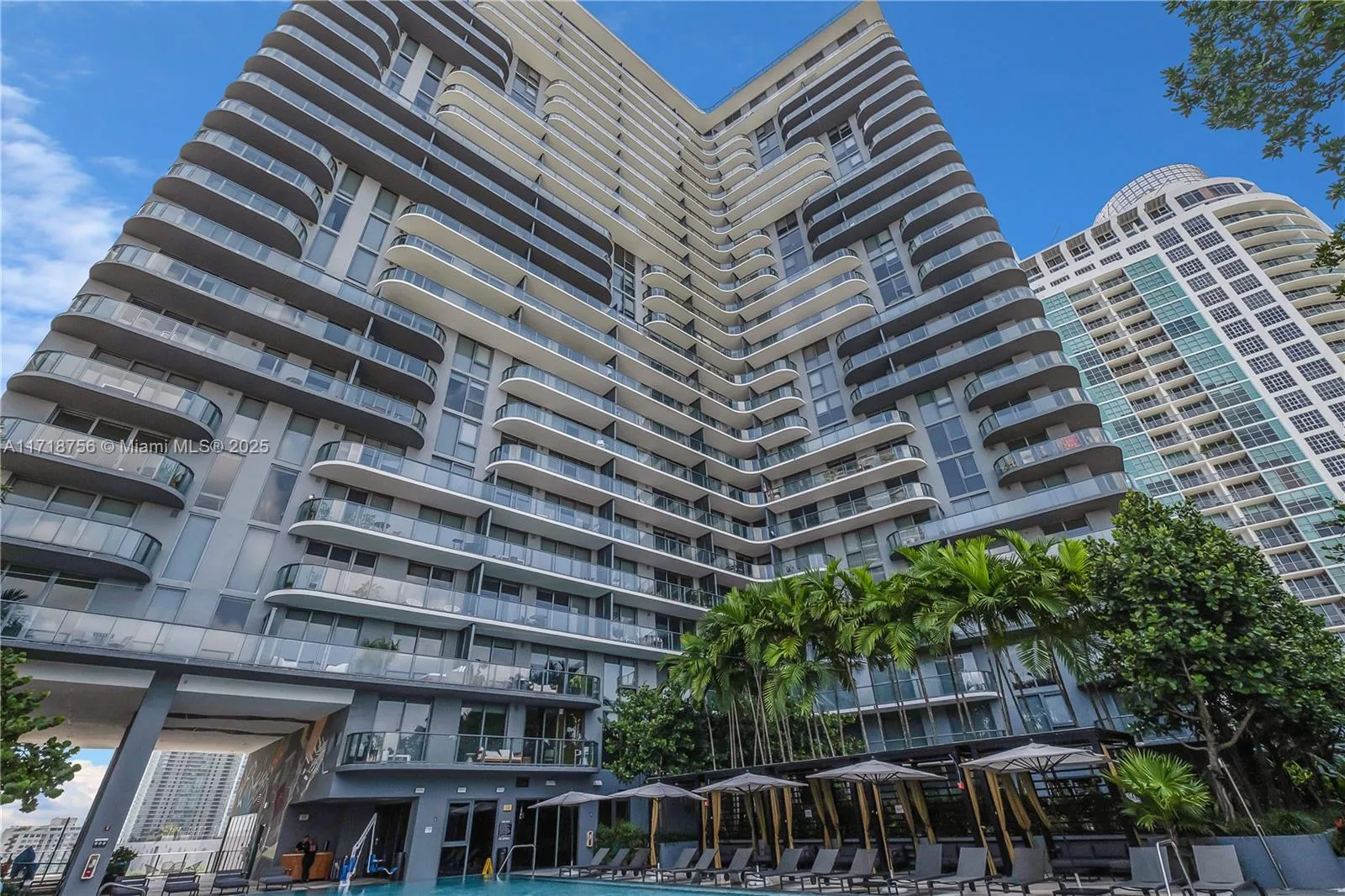 Miami, Florida 33137, United States, 1 Bedroom Bedrooms, ,2 BathroomsBathrooms,Residential,Pending,9730