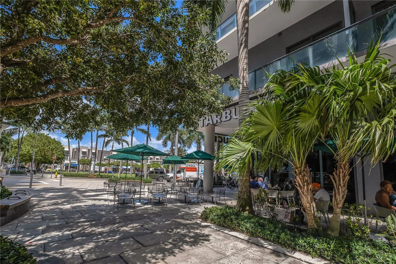 Miami, Florida 33137, United States, 1 Bedroom Bedrooms, ,2 BathroomsBathrooms,Residential,Pending,9730