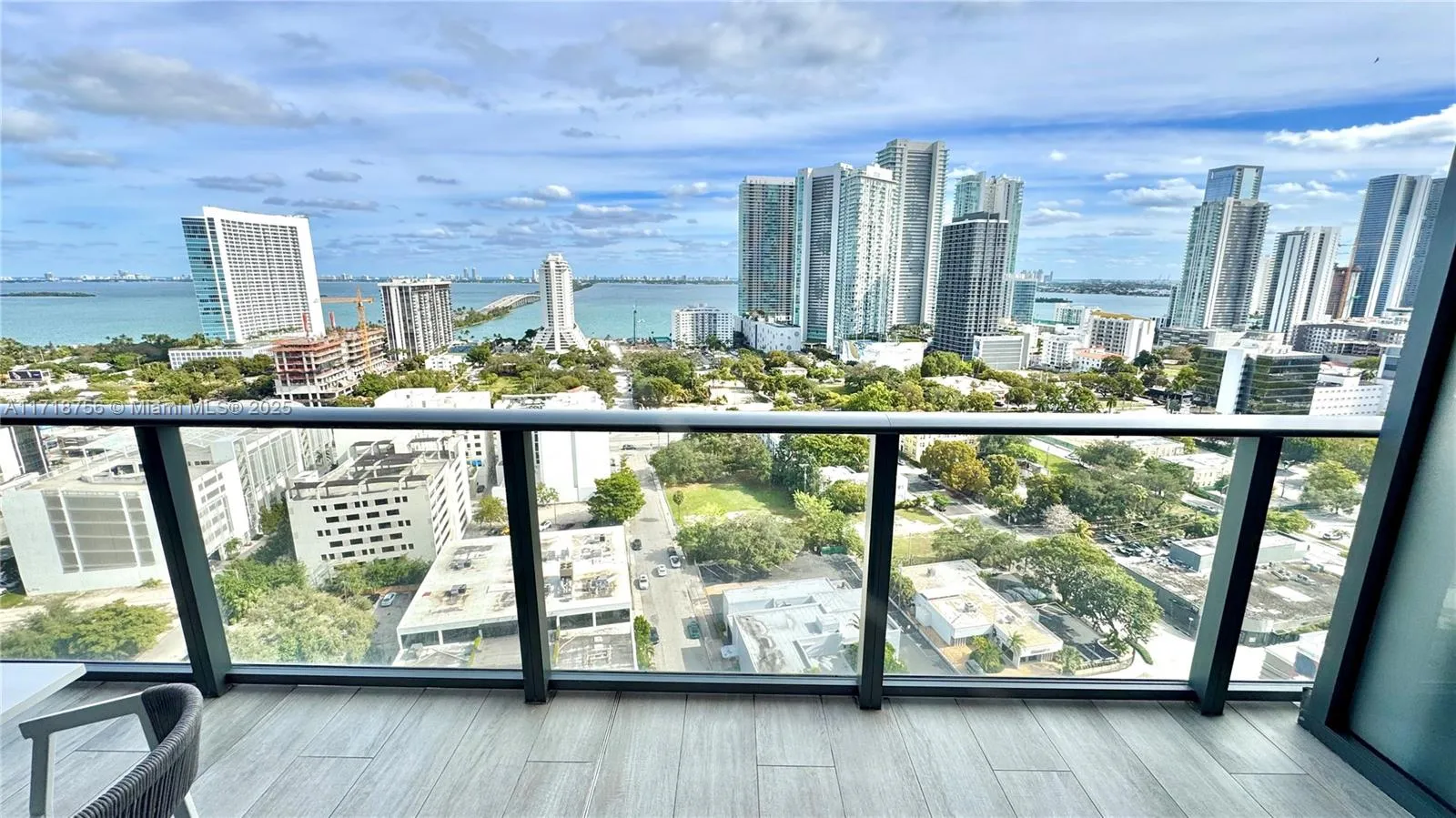 Miami, Florida 33137, United States, 1 Bedroom Bedrooms, ,2 BathroomsBathrooms,Residential,Pending,9730