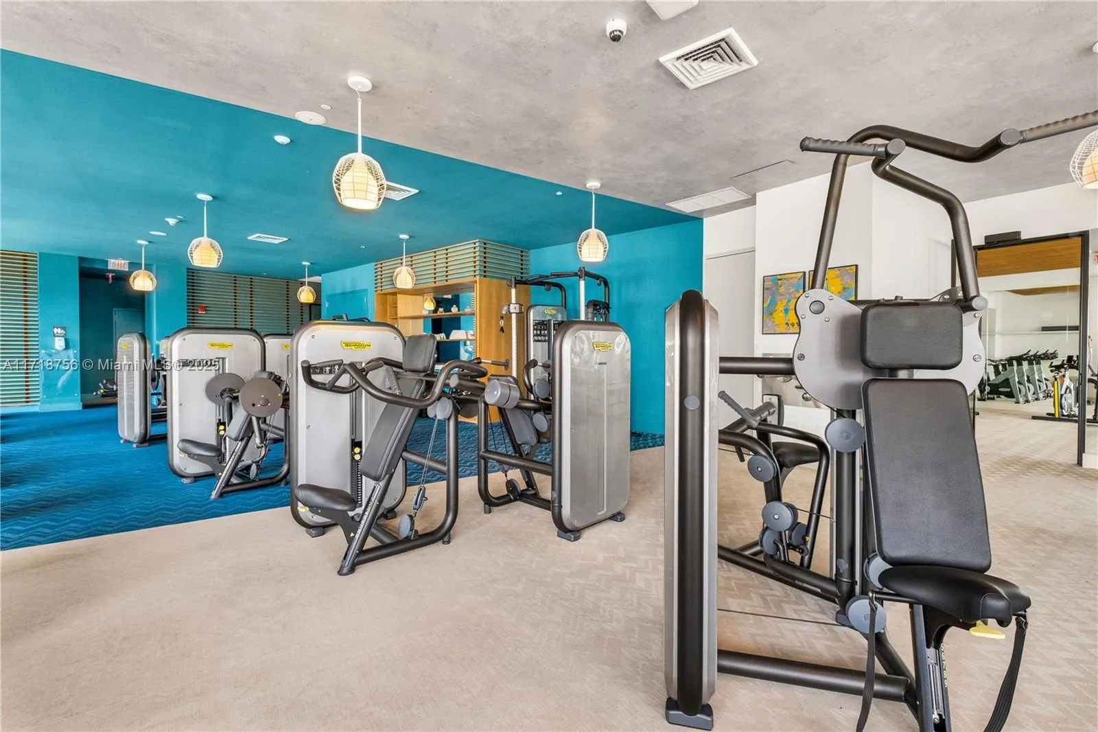 Miami, Florida 33137, United States, 1 Bedroom Bedrooms, ,2 BathroomsBathrooms,Residential,Pending,9730