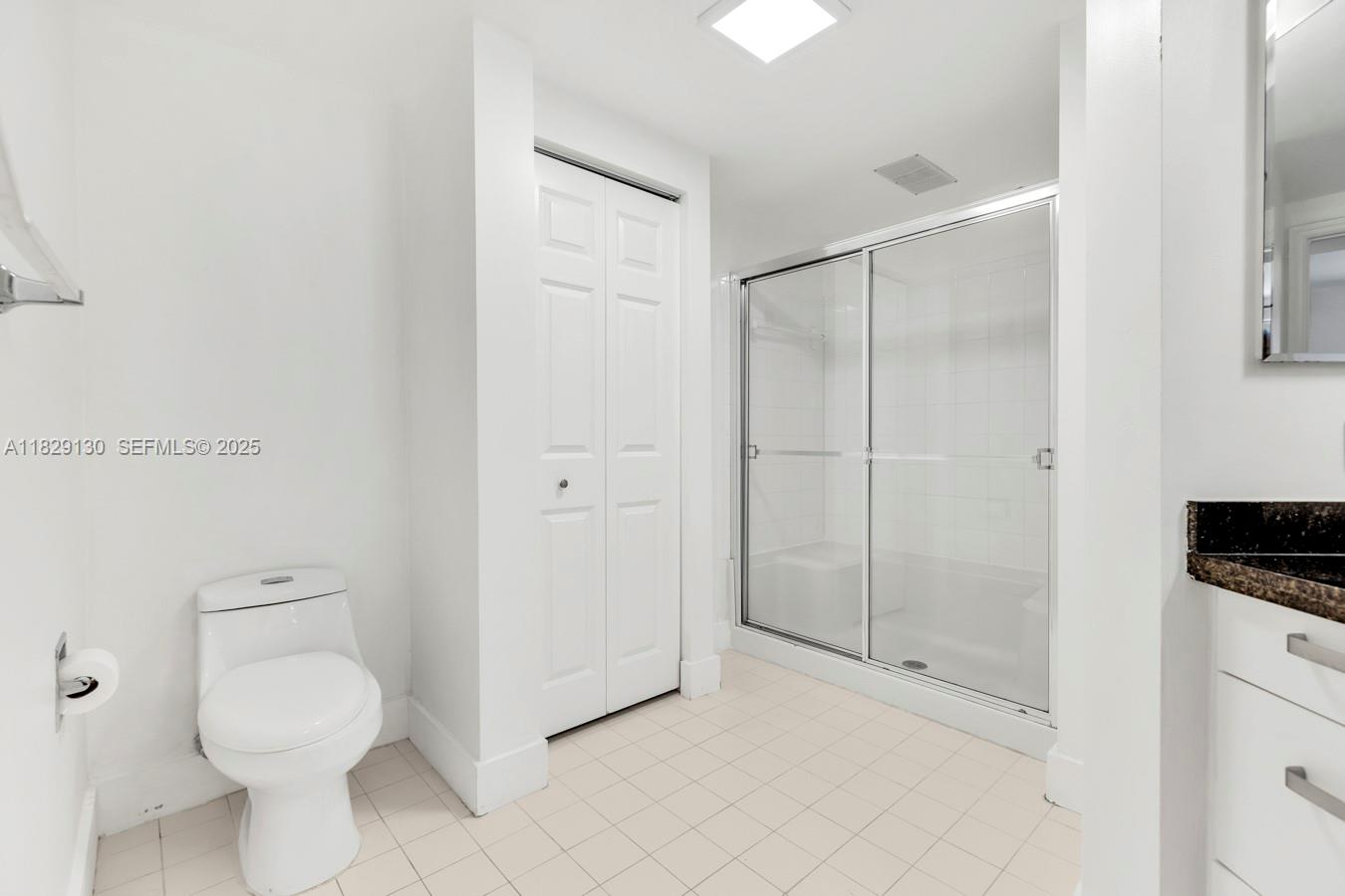 PORTO BELLAGIO CONDO - Residential