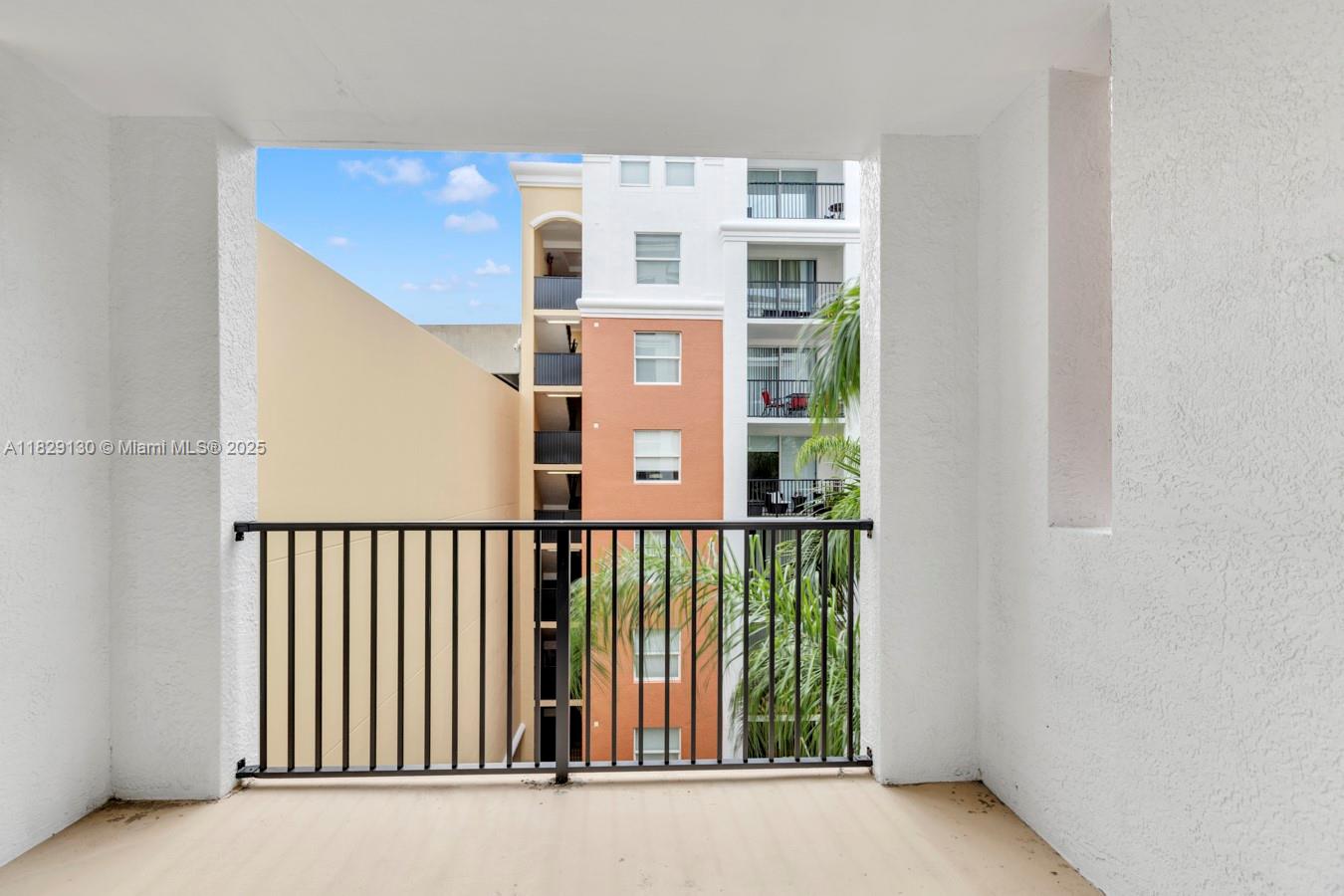 PORTO BELLAGIO CONDO - Residential