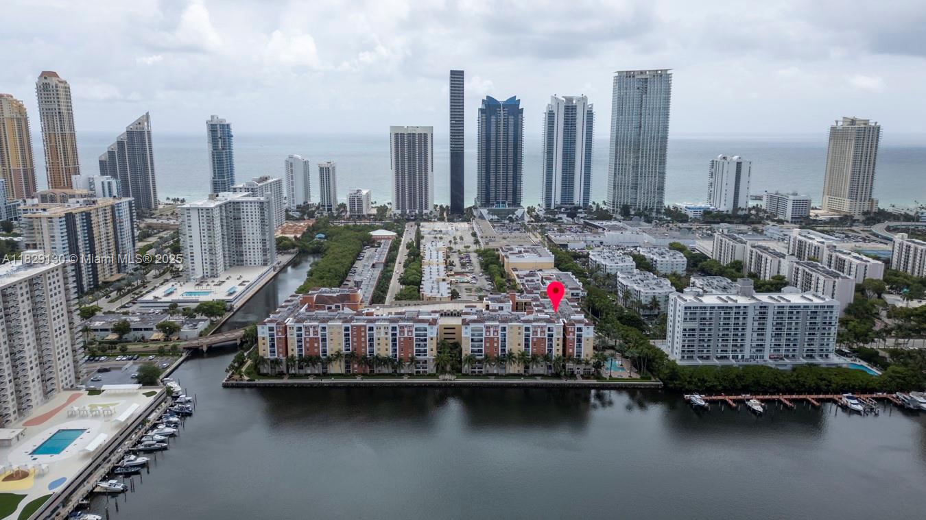 PORTO BELLAGIO CONDO - Residential