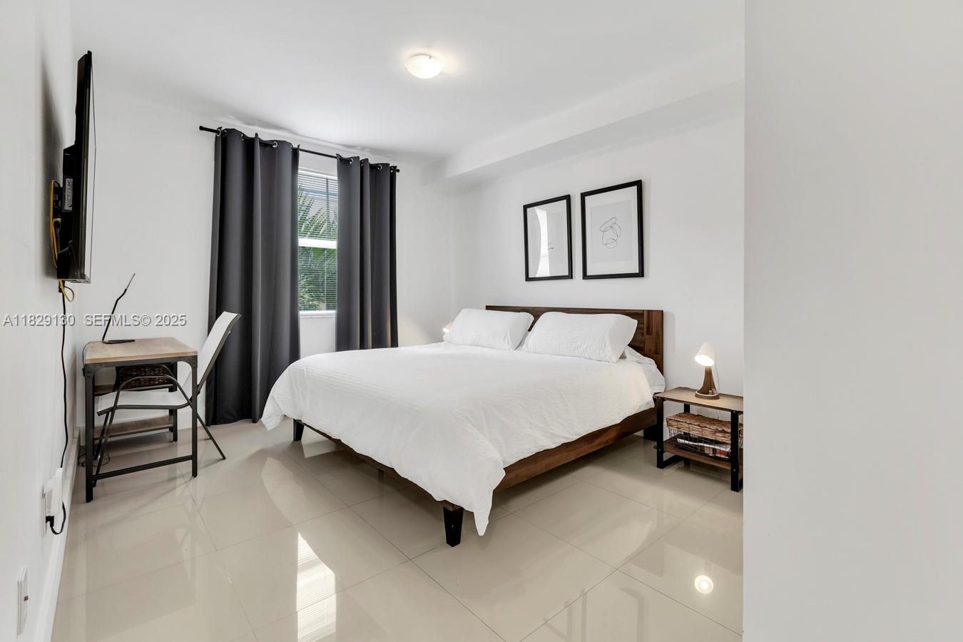 PORTO BELLAGIO CONDO - Residential