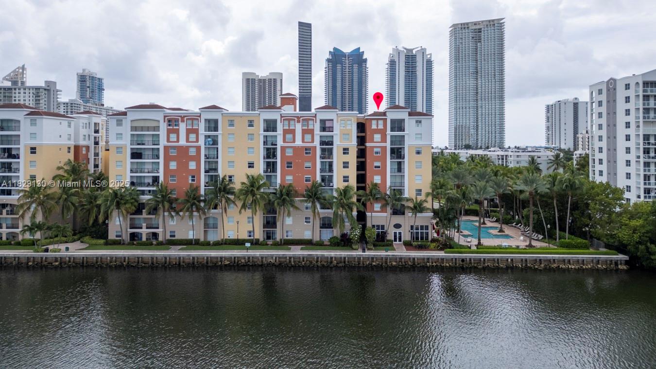 PORTO BELLAGIO CONDO - Residential