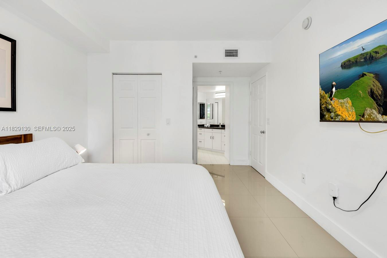 PORTO BELLAGIO CONDO - Residential