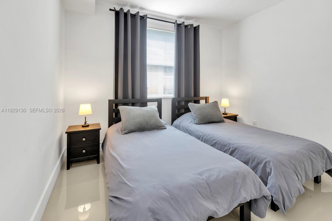 PORTO BELLAGIO CONDO - Residential