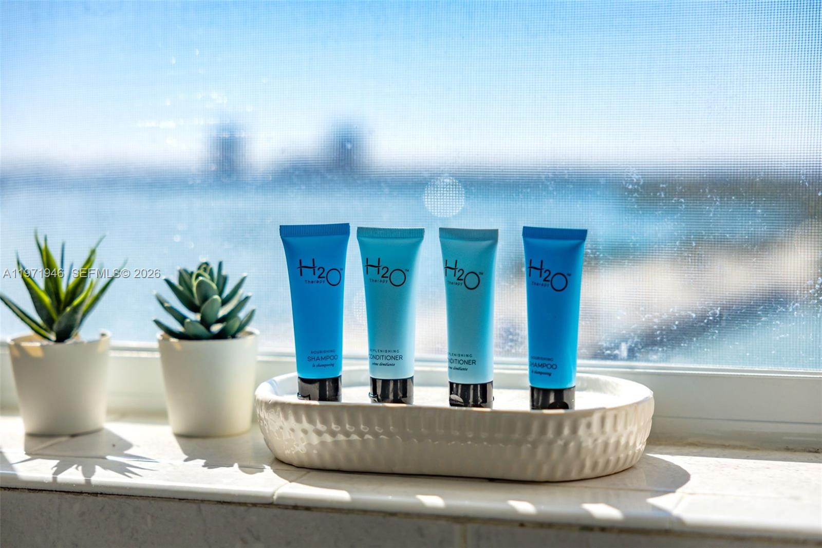 BAYSHORE YACHT & TENNIS C - Residential