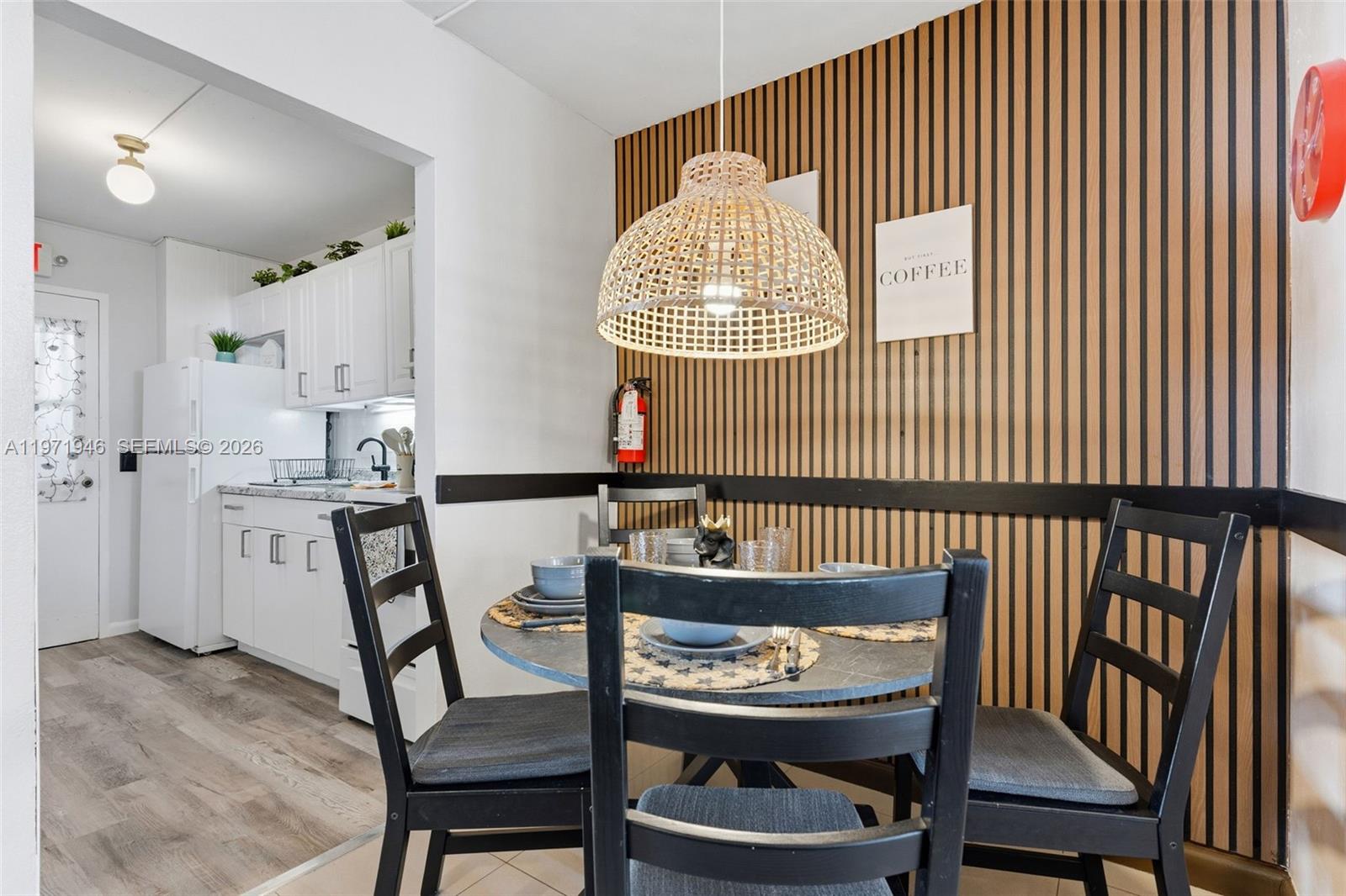 BAYSHORE YACHT & TENNIS C - Residential