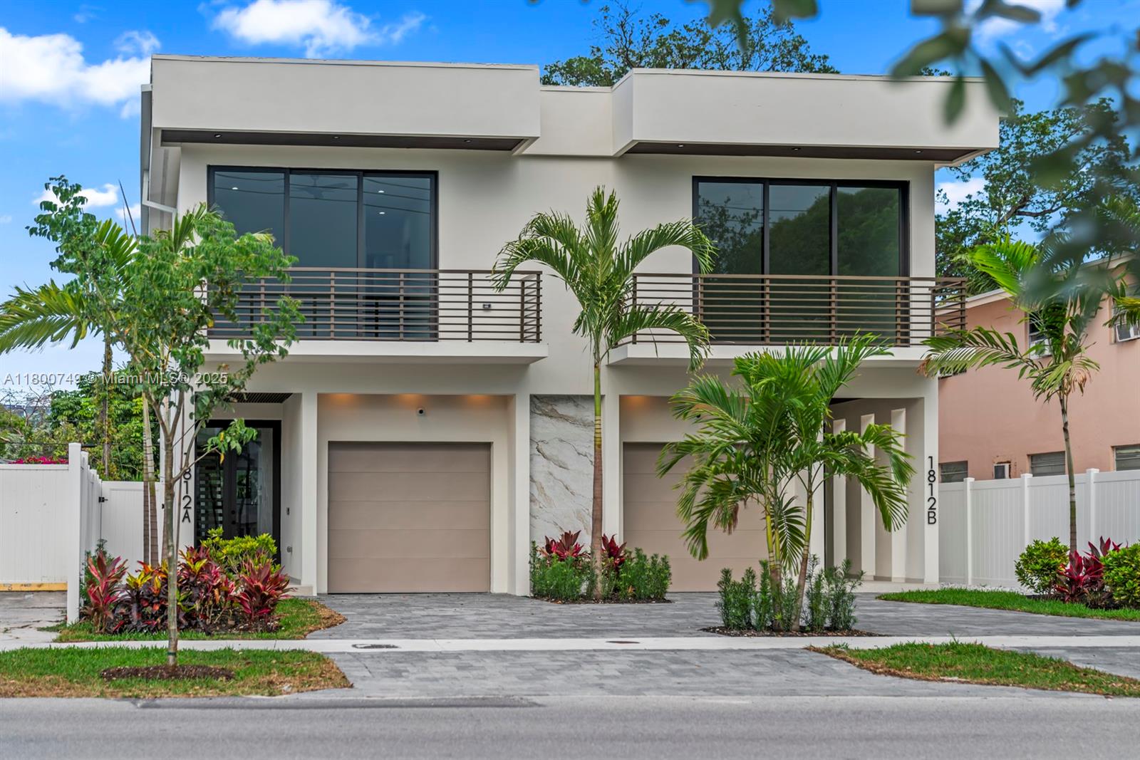 Property for Sale at 1812 Miami Rd, Fort Lauderdale, Broward County, Florida - Bedrooms: 3 
Bathrooms: 4  - $1,325,000