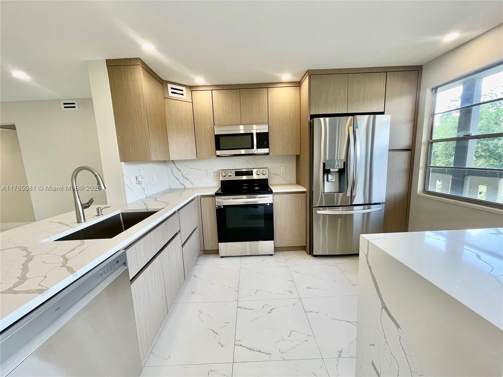Property for Sale at 3005 Portofino Isle F3, Coconut Creek, Broward County, Florida - Bedrooms: 2 
Bathrooms: 2  - $199,900